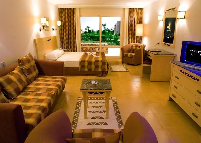 Solitaire Resort 4*