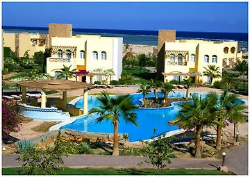 Solitaire Resort 4*